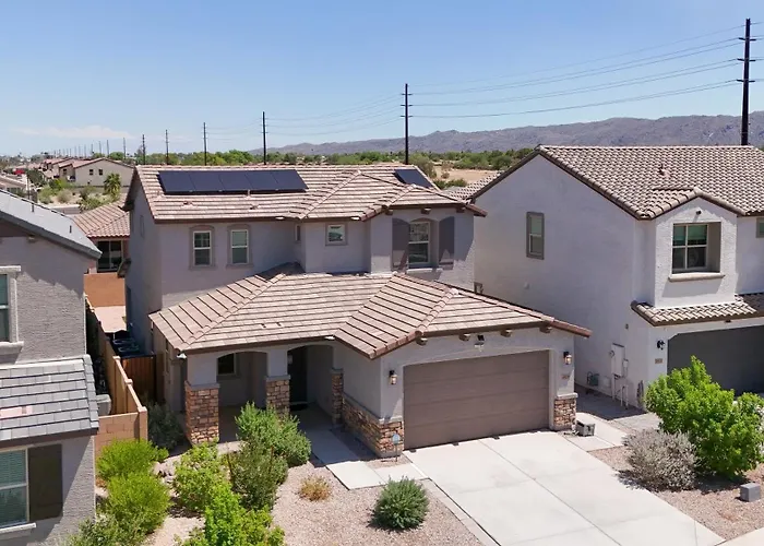 Ferienhaus Modern Desert Home-great For Families & Groups, Near Golf, Hiking, And Fun, Private In-law With Own Entrance Also Available Separately *