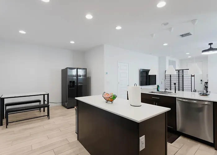 Modern Desert Home-great For Families & Groups, Near Golf, Hiking, And Fun, Private In-law With Own Entrance Also Available Separately Phoenix