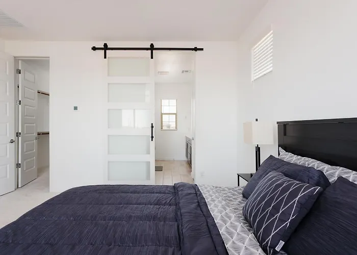 Modern Desert Home-great For Families & Groups, Near Golf, Hiking, And Fun, Private In-law With Own Entrance Also Available Separately Phoenix
