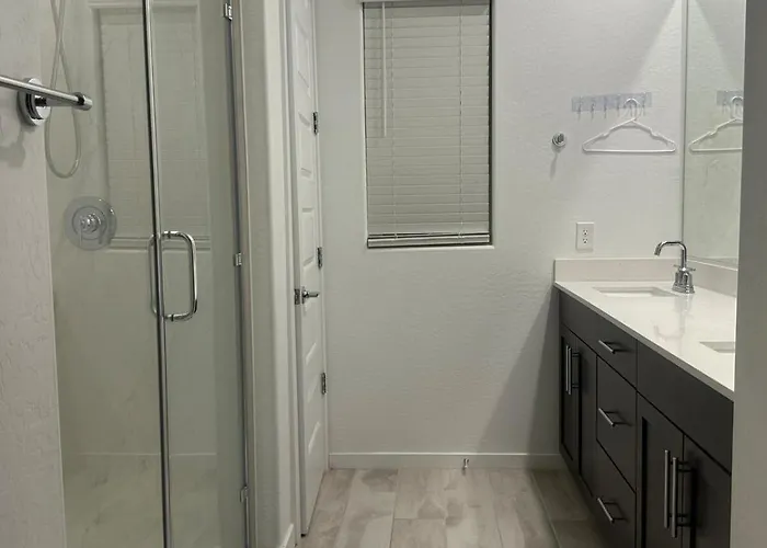 Ferienhaus Modern Desert Home-great For Families & Groups, Near Golf, Hiking, And Fun, Private In-law With Own Entrance Also Available Separately